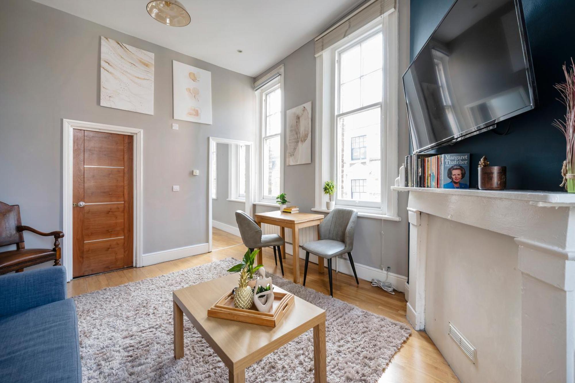 Sunny Corner Apartment In Center Of לונדון מראה חיצוני תמונה